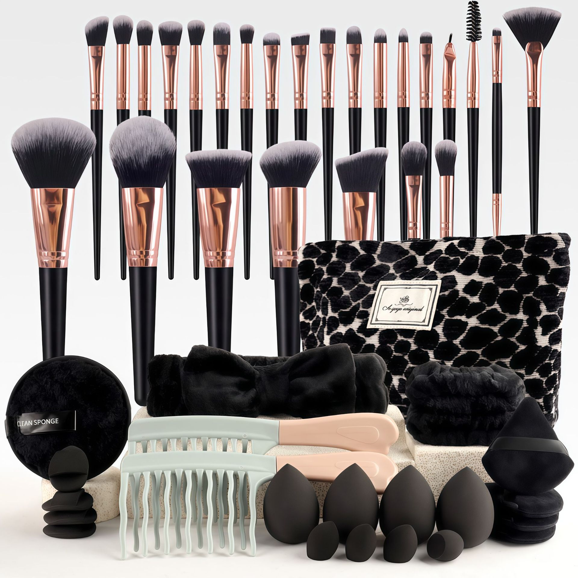Makeup Brush Set Chic Fragranc - Beauty With Makeup บทวิจารณ์และราคา