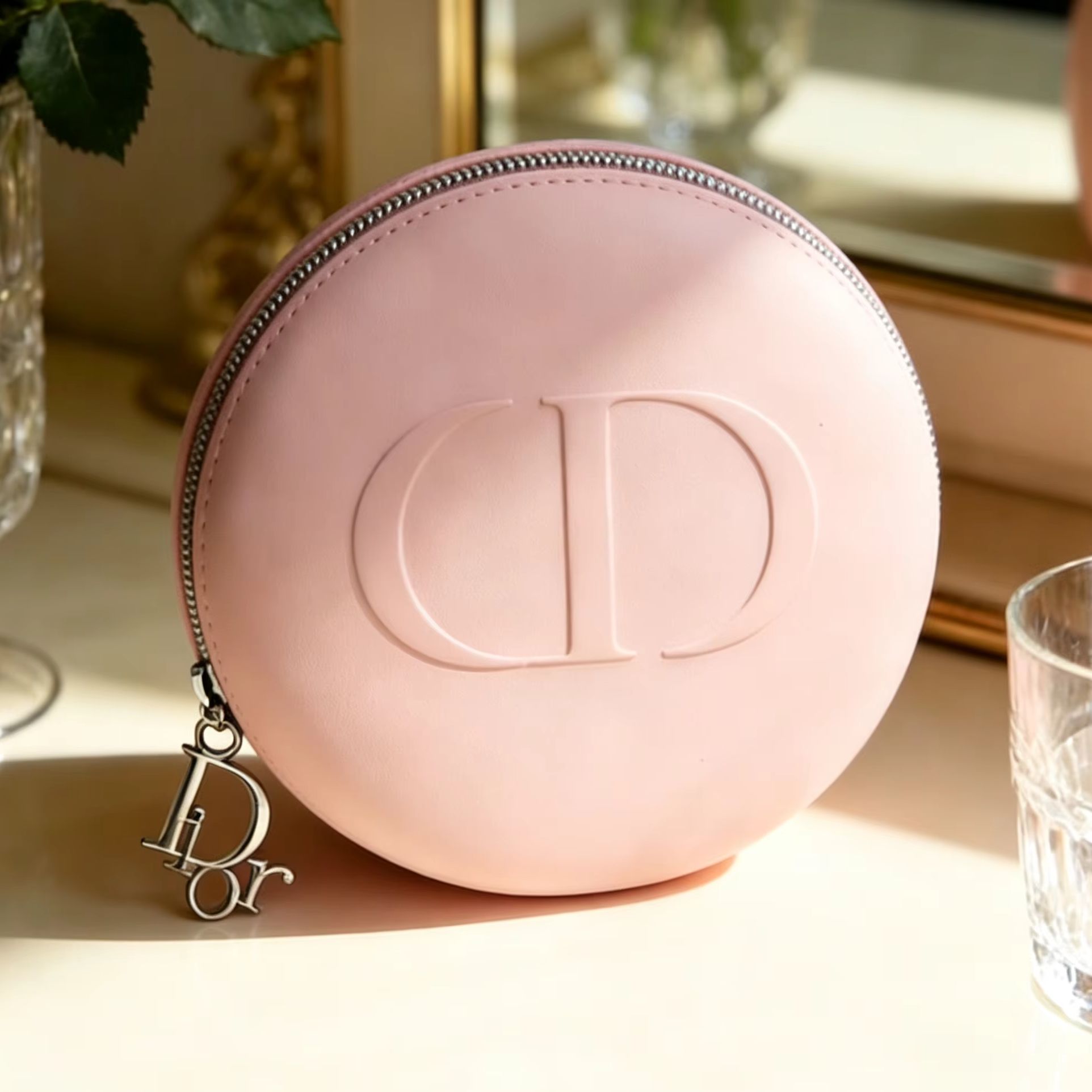 Christian Dior Dior’s Bag Luxu - Beauty Makeup Dior บทวิจารณ์และราคา