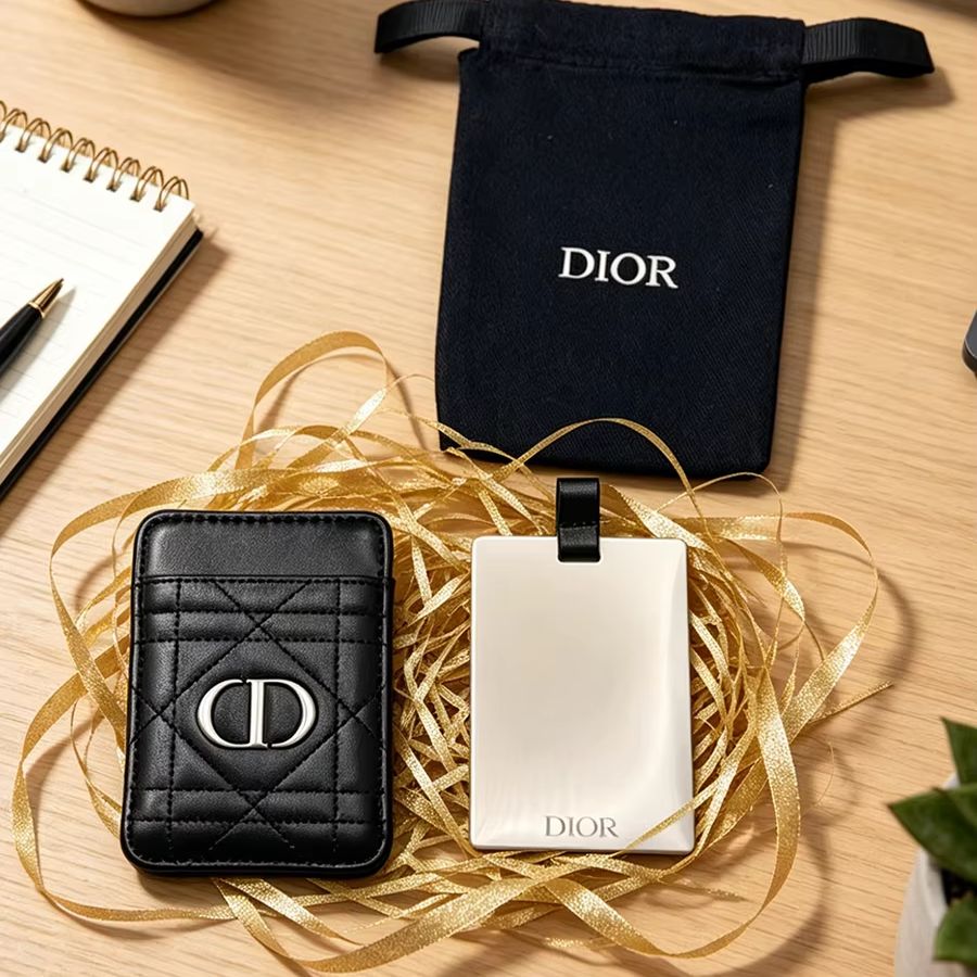 Dior Dior’s Bag Multi-function - Beauty Makeup Dior บทวิจารณ์และราคา
