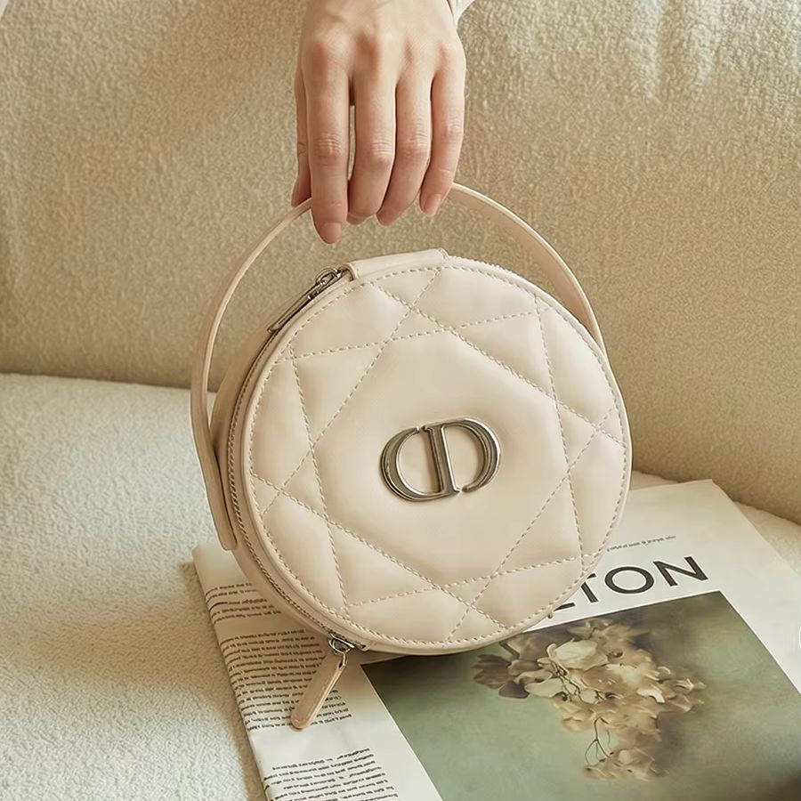 Christian Dior Dior’s Bag Luxu - Beauty Makeup Dior บทวิจารณ์และราคา